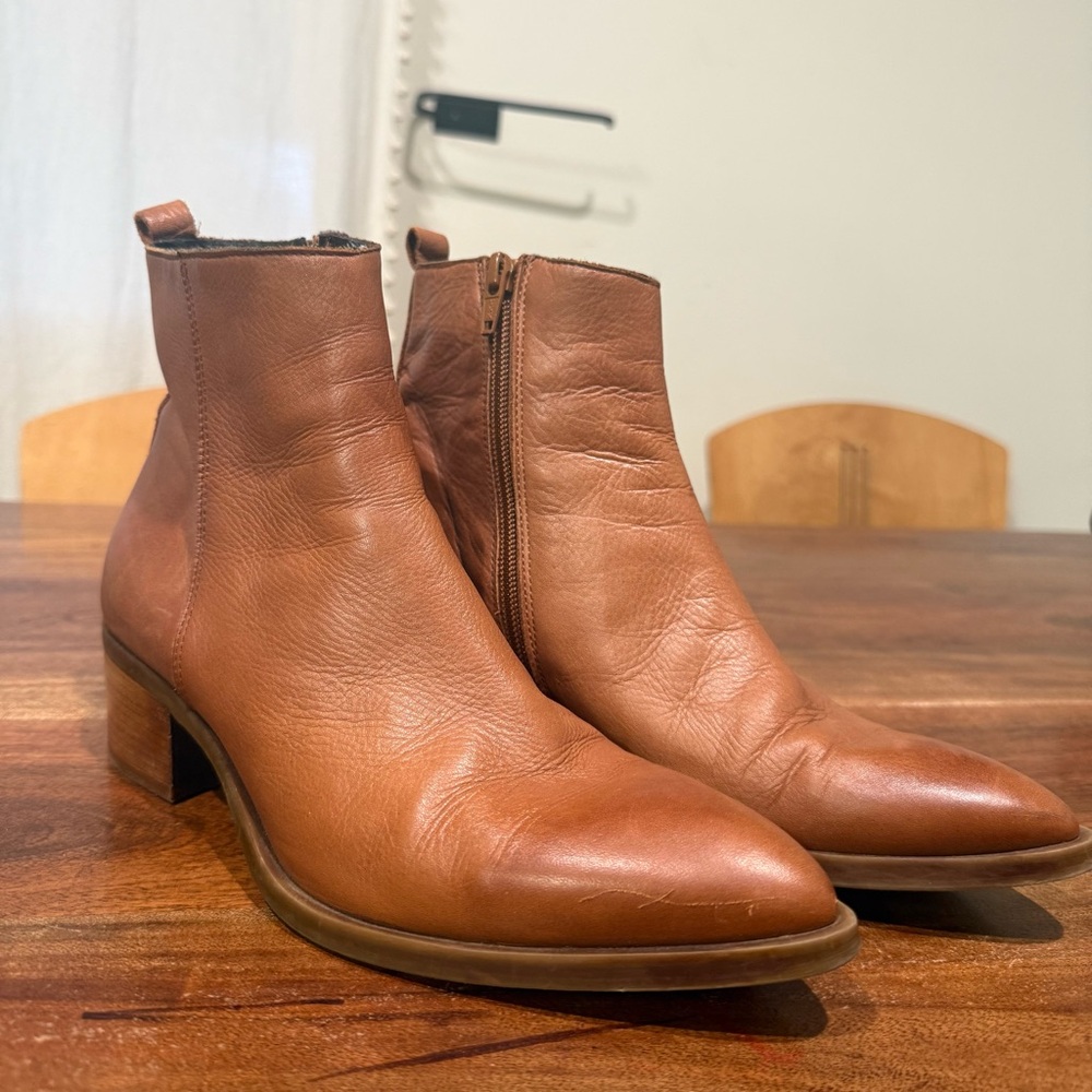 Women's Tan Leather Ankle Boots with Side Zip